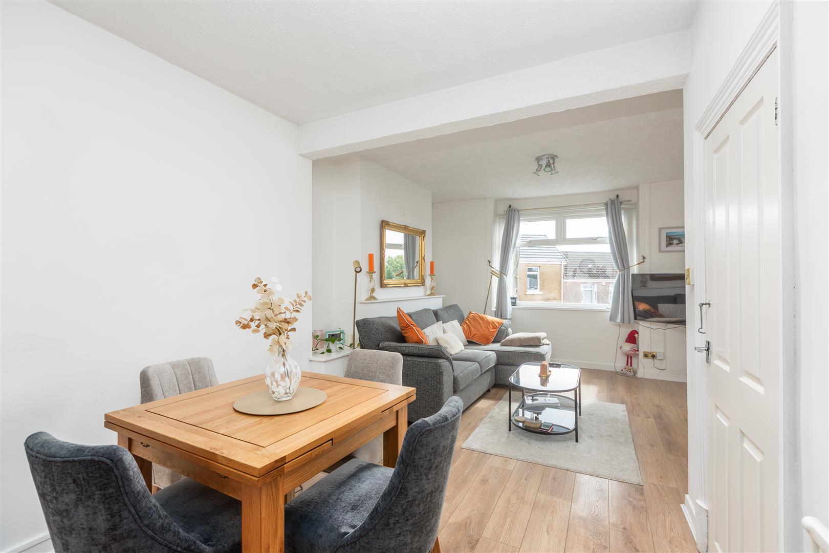 Kinley Street, St. Thomas, Swansea, SA1 8HE